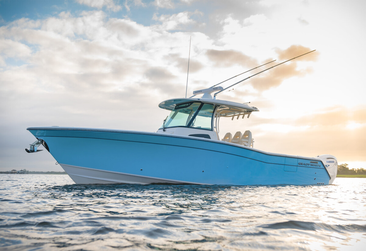 canyon336-grady-white-33-foot-center-console_qtp8536